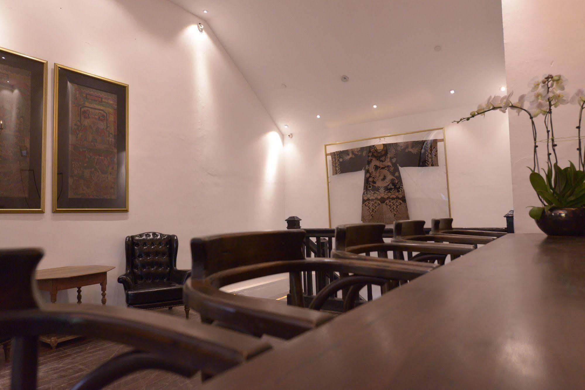 Labrador (adults Only) Singapur